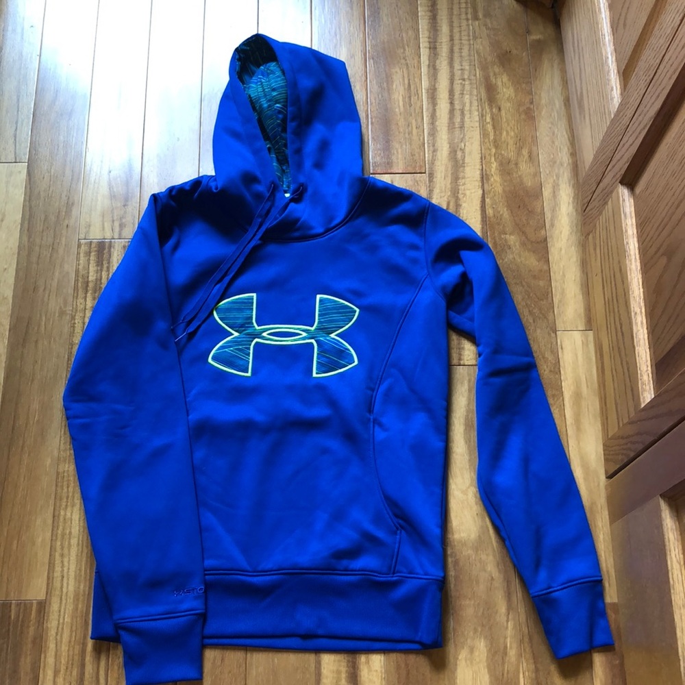 Female Under Armour Sweatshirt
